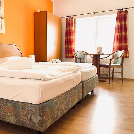 Auerhahn Hotel 3*