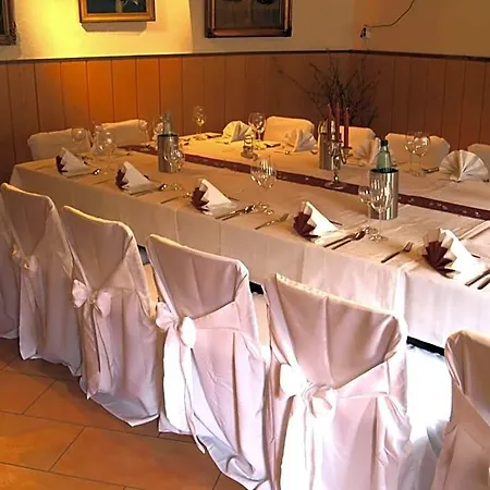 Auerhahn מלון Grevenkrug